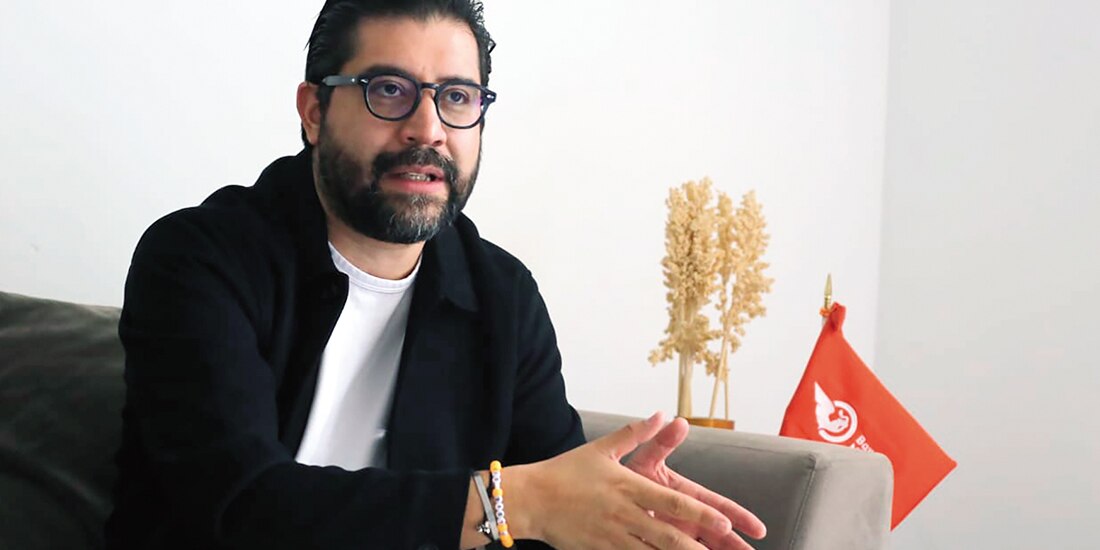 El coordinador de MC en el Congreso local, Royfid Torres, durante una entrevista con La Razón sobre la labor de su bancada, en enero pasado.