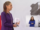 La Presidenta ofreció su conferencia este lunes en una escuela secundaria de la CDMX.