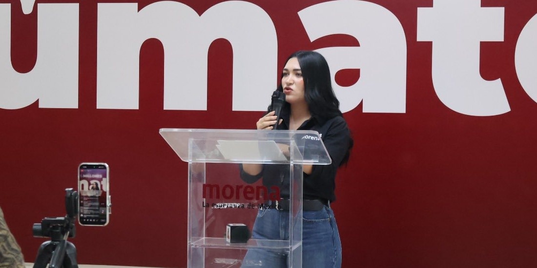 Cancelan visa a líder de Morena en Chihuahua por multa de tránsito.