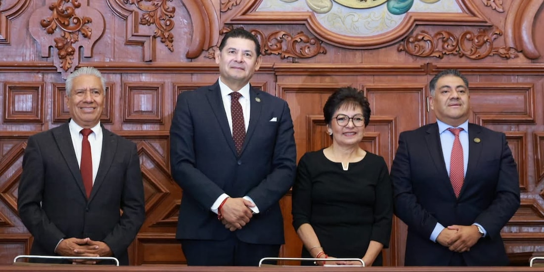 El gobernador de Puebla, Alejandro Armenta Mier.