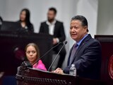 Julio Menchaca, gobernador de Hidalgo, envía paquete de iniciativas anticorrupción