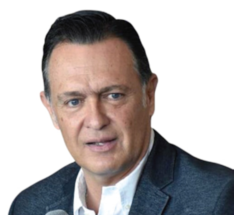 MAURICIO KURI