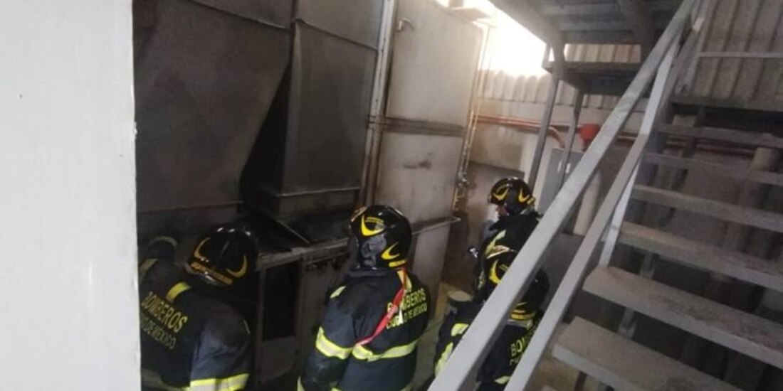 Incendio en Centro Histórico deja 3 personas intoxicadas.