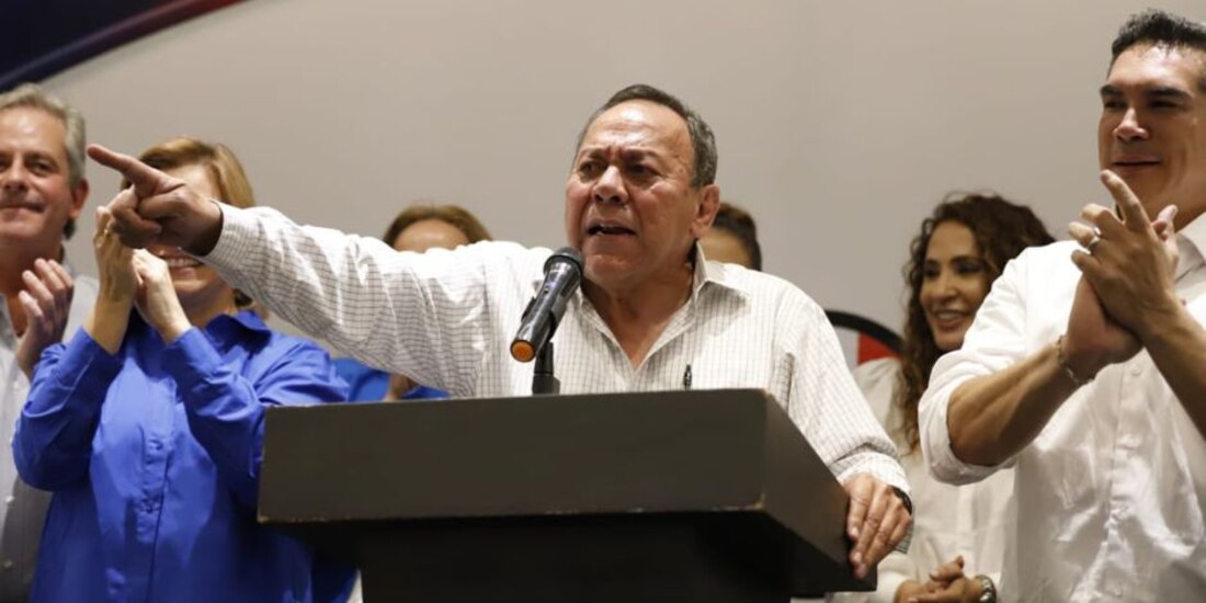 Jesús Zambrano, dirigente nacional del PRD.