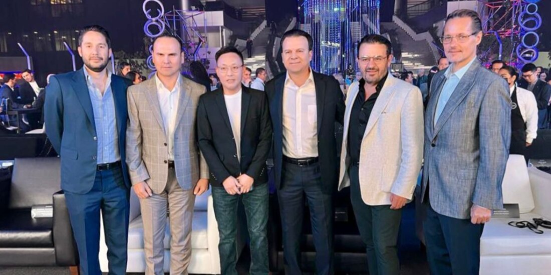 Esteban Villegas va por industrias automotrices para Durango.