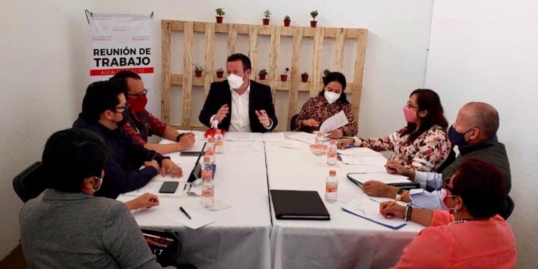 • Su equipo de trabajo será integrado por mujeres y hombres en su mayoría originarios de La Magdalena Contreras, que tienen conocimiento de la problemática local.