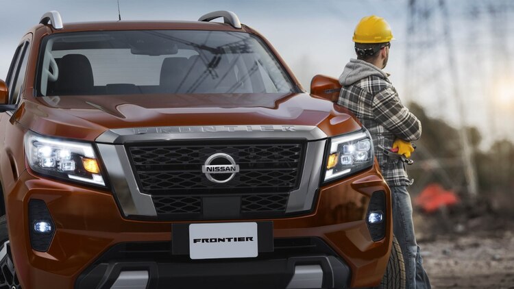 Nissan URVAN, es un vehículo que destaca por su economía de combustible, confort superior y diseño exterior dinámico.