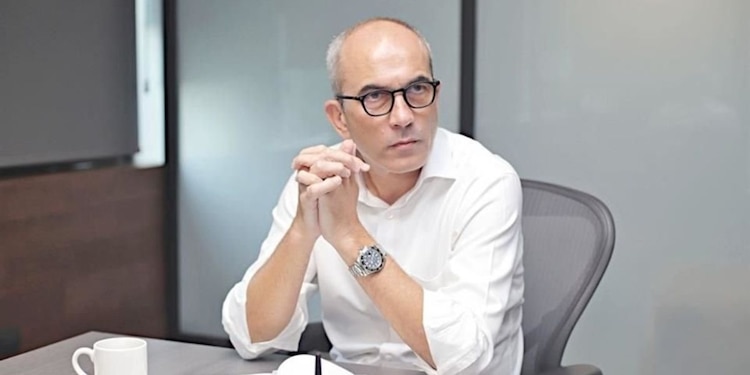 Juez gira orden de aprehensión contra empresario