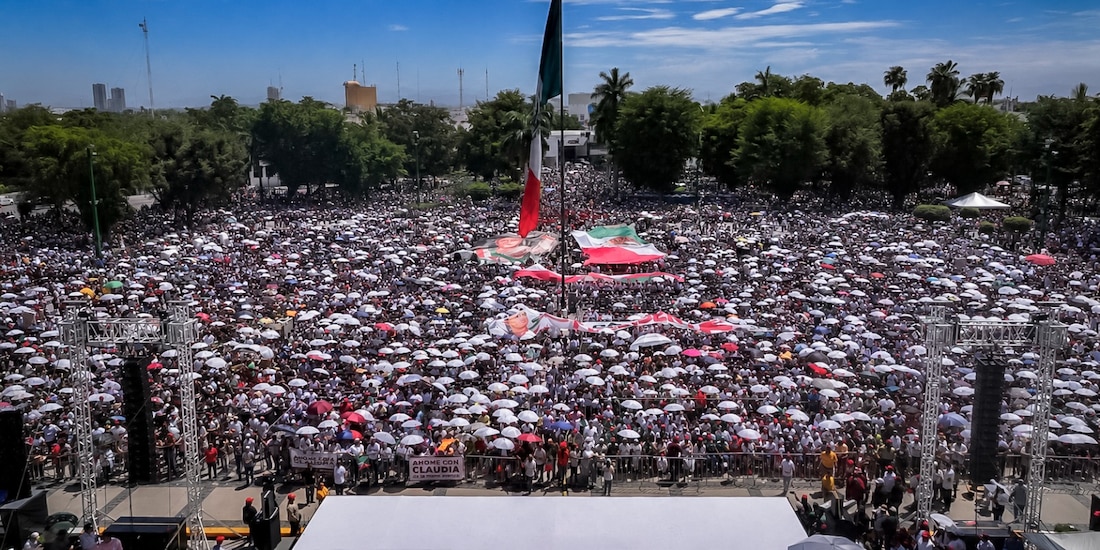 Más de 45 mil sinaloenses se congregaron en Culiacán para refrendar su compromiso con la continuidad del proyecto humanista federal.