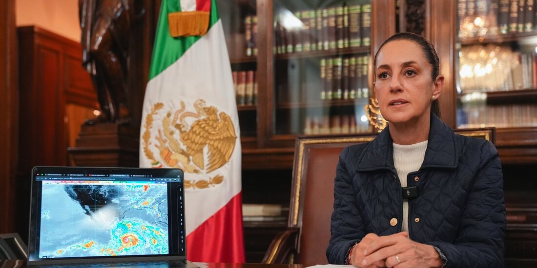 Presidenta Claudia Sheinbaum emite aviso por impacto de huracán "Erick".