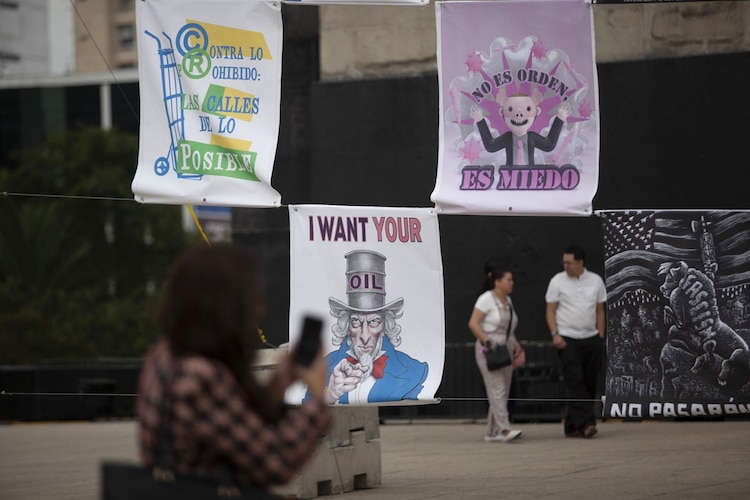 Una manifestación en apoyo a Cuba en la Ciudad de México.