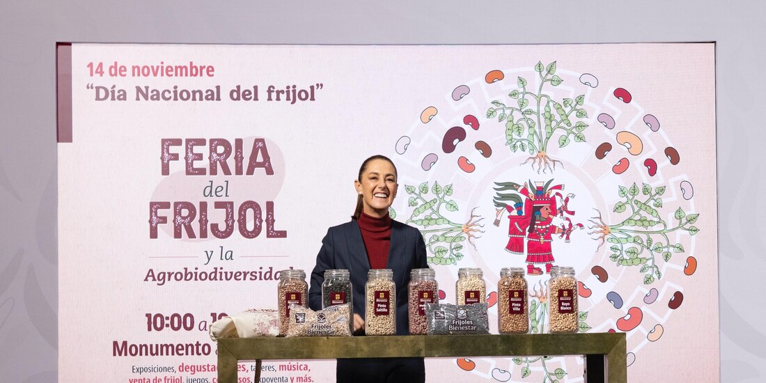 Claudia Sheinbaum Pardo, Presidenta de México, presenta Frijoles Bienestar y promueve la asistencia a la Feria del Frijol en el Monumento a la Revolución.