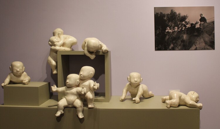 Niños sobre la barda (1952). Está en el Museo Mural Diego Rivera.