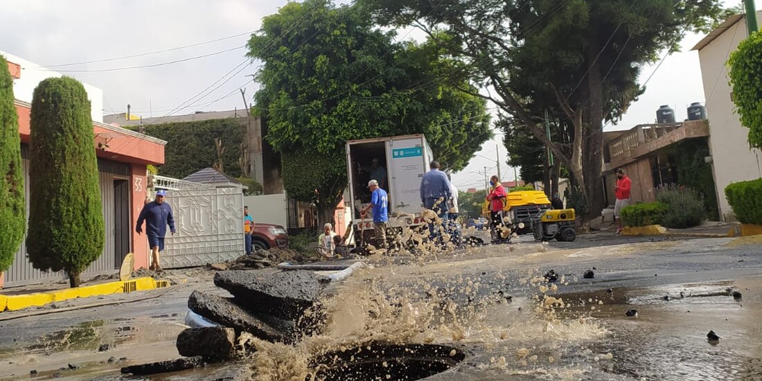 Mega fuga de agua en Tlalpan