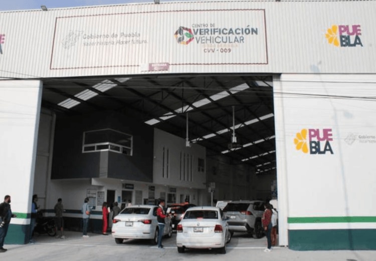Se otorgará un beneficio a conductores por verificación extemporánea. Foto: verificentrospuebla.com.mx
