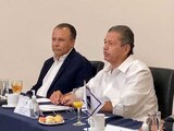 En la imagen, el candidato a la gubernatura de San Luis Potosí, Octavio Pedroza Gaitán