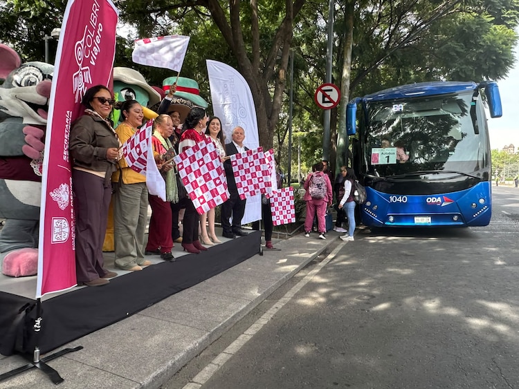 Clara Brugada destacó la modalidad Colibrí de Plata, dirigida a personas adultas mayores