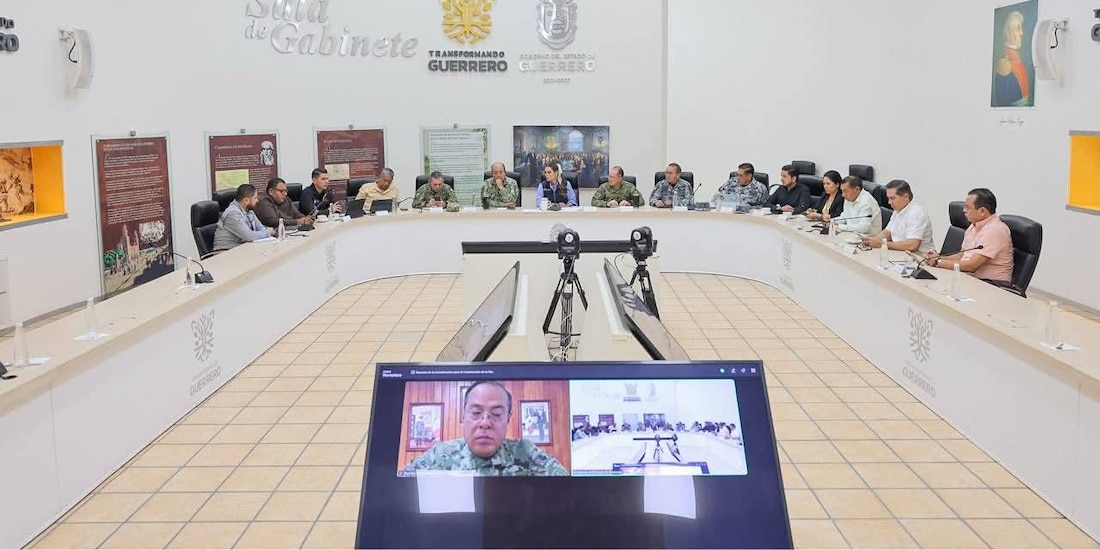 Encuentro entre autoridades de Guerrero.