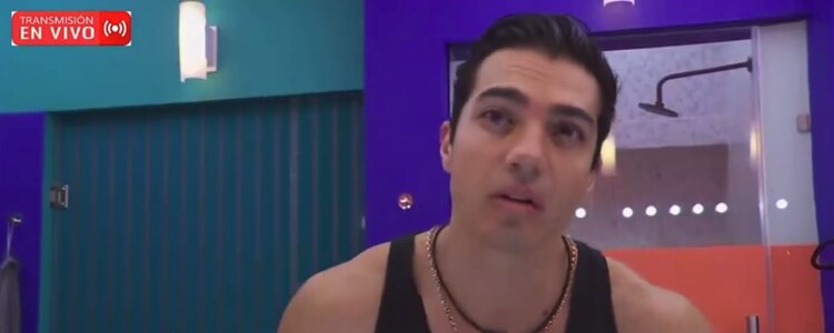 La cara de Rodrigo Romeh tras golpe de Carlos Gómez en La casa de los famosos