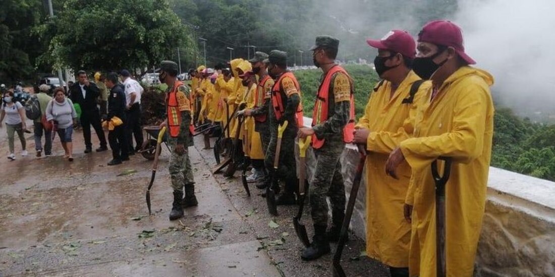 Guardia Nacional y Sedena activan ayuda a la población en Guerrero