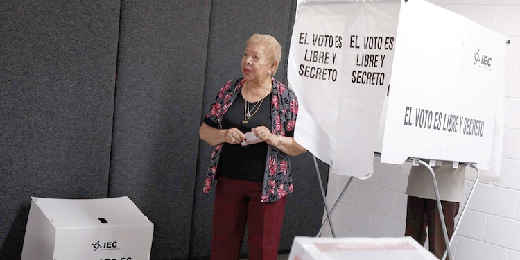 ASPECTO de los comicios del domingo pasado para renovar el Congreso estatal