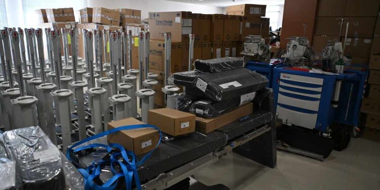 Se ejecutan recursos en conjunto con la federación por 900 millones de pesos, lo que dignificará el servicio a la ciudadanía.