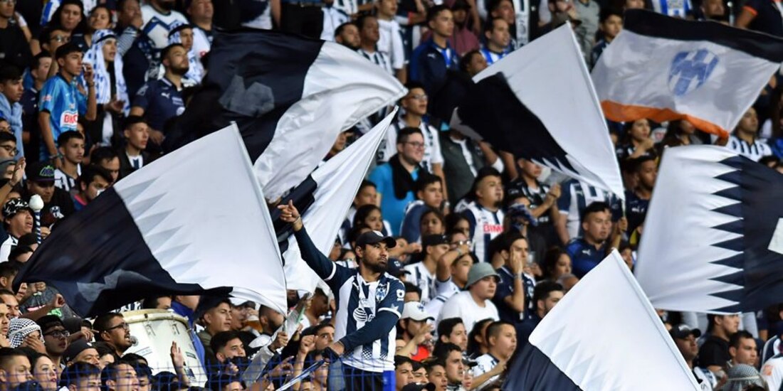 Afición de Rayados de Monterrey, en un partido.