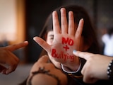 Fotos ilustrativas sobre jóvenes realizando bullying, en escuelas públicas.