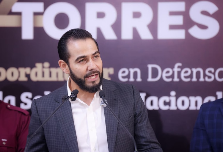 Manuel López Meléndez, Marcela Velázquez y otros referentes michoacanos ratificaron su apoyo a los resultados de la encuesta interna.