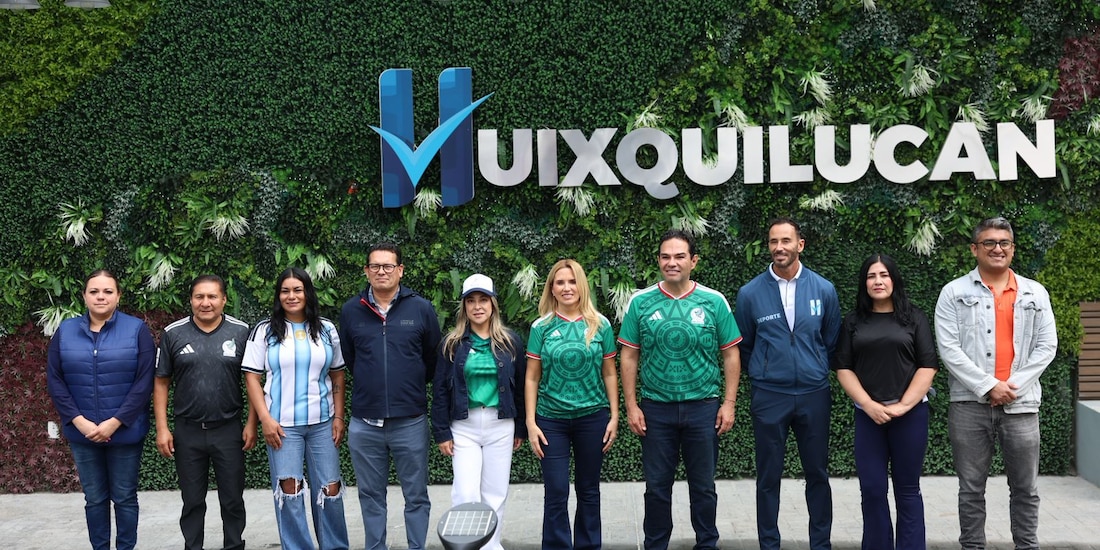 La alcaldesa Romina Contreras y el senador Enrique Vargas cortan el listón inaugural de la segunda etapa de la Unidad Deportiva “El Plan”.