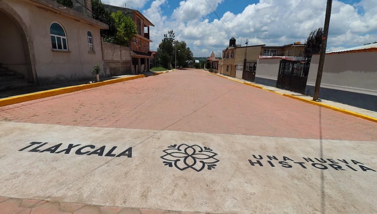 La rehabilitación de la carretera que conecta con Tlatlahuquitepec agilizará los traslados diarios en Xaltocan.