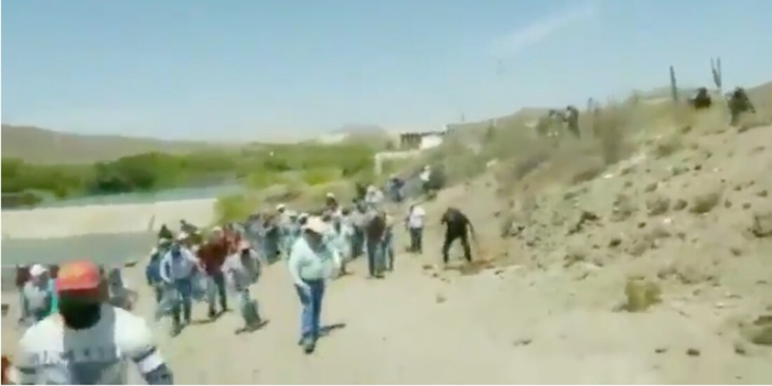 Campesinos se enfrentan con GN en Chihuahua
