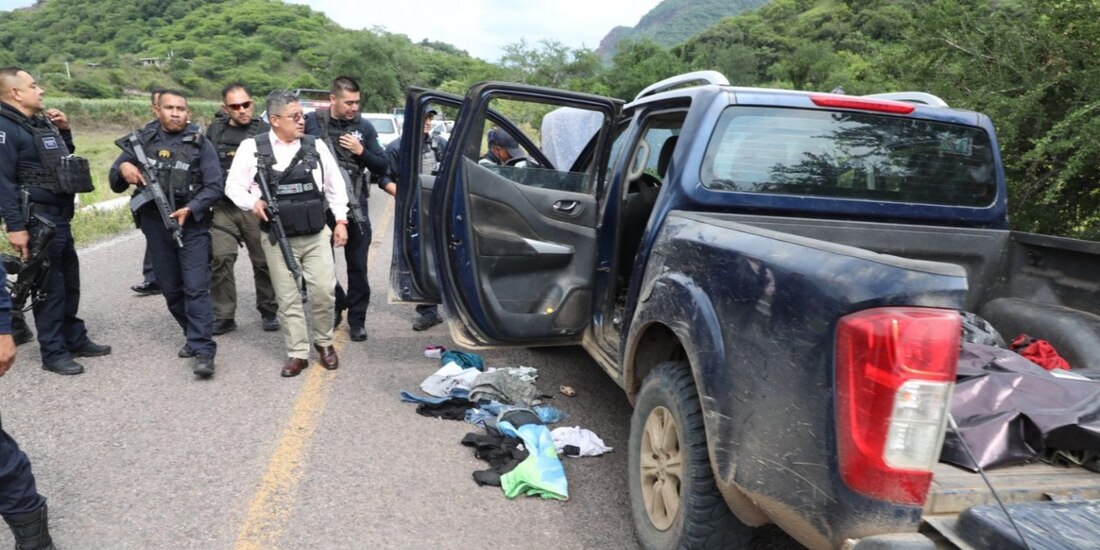 El titular de la SSP, José Alfredo Ortega, encabezó la revisión del lugar de los hechos, este miércoles.