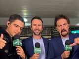 Andrés Vaca, Miguel Layún, Ricardo La Volpe y David Faitelson en el partido México vs Valencia