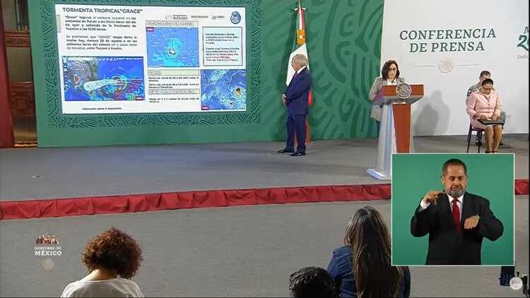 Durante la "mañanera" se dio el reporte del huracán "Grace".