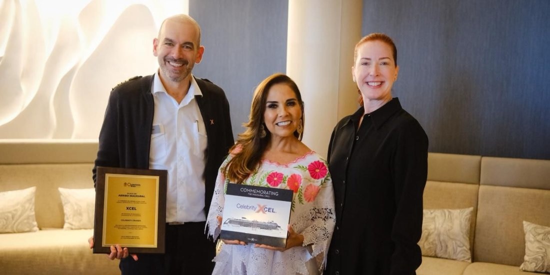 Mara Lezama da bienvenida al crucero Celebrity Xcel en Cozumel, primer puerto que toca en el mundo.