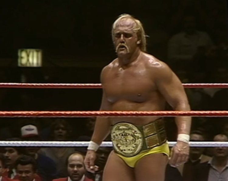 El nacimiento de la Hulkamanía │ En 1984, Hulk Hogan venció a The Iron Sheik para ganar su primer Campeonato de la WWF y comenzar la Hulkmanía.