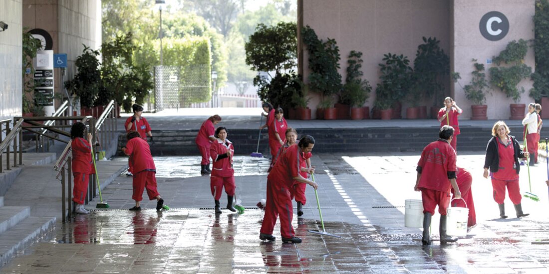 Diputados de oposición criticaron fuertemente la modificación realizada a la reforma por la que se pretende regular la figura del outsourcing.