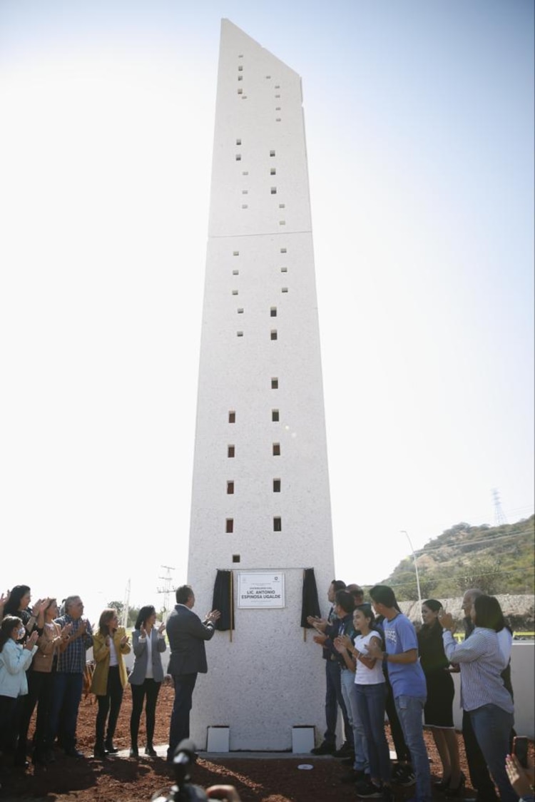 Mauricio Kuri, gobernador de Querétaro, entrega Distribuidor Vial Santa Bárbara