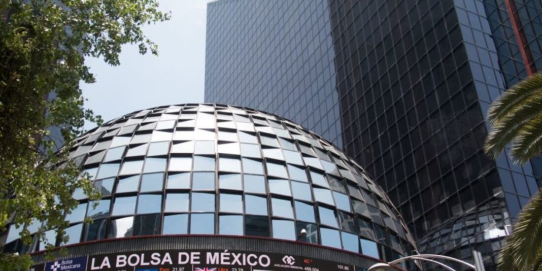 BMV y Wall Street registran ligera ganancia tras vivir “lunes negro” por COVID-19