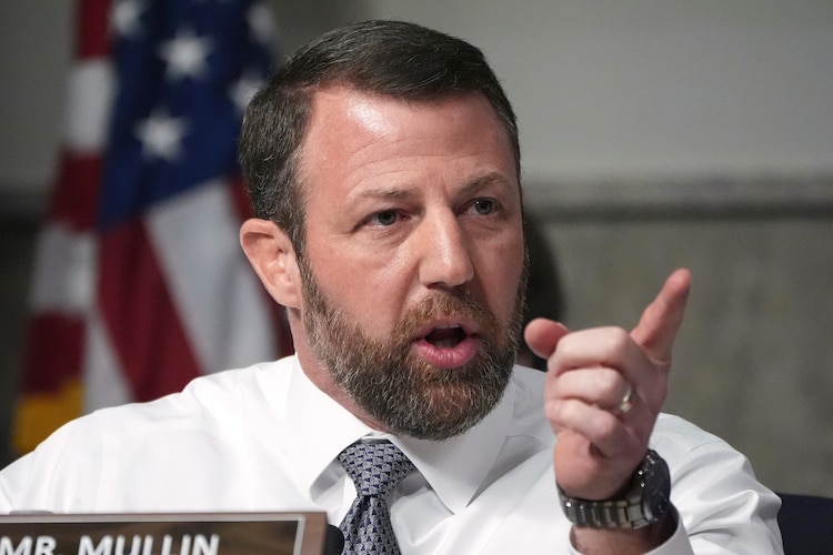 Markwayne Mullin, nuevo secretario de Seguridad Nacional