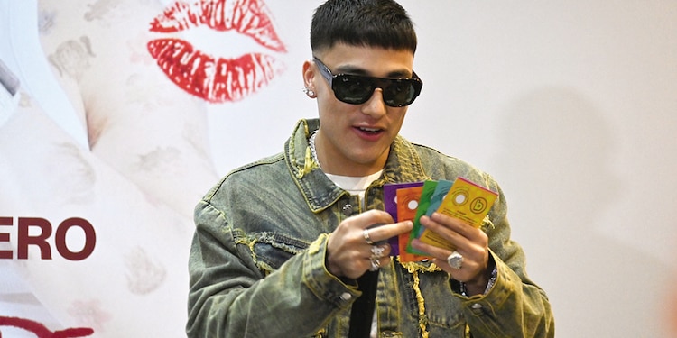 Reportero Bizbirije.El Malilla no ocultó la emoción, al recibir su credencial del programa infantil Bizbirije de Canal Once, que hizo popular ese segmento.