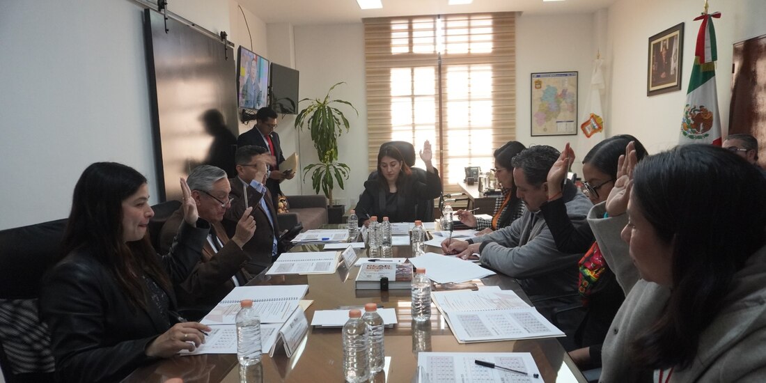 En la imagen, el Jurado Calificador para la Presea Estado de México 2024 “Leona Vicario”. Foto: Especial
