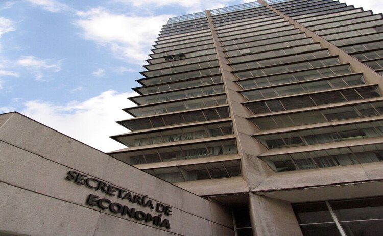 Este empleo ofrece 150 mil pesos de sueldo al mes.