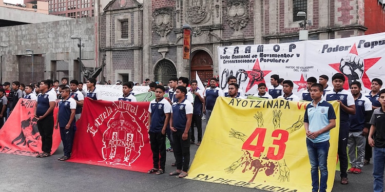 Movilización por el caso Ayotzinapa