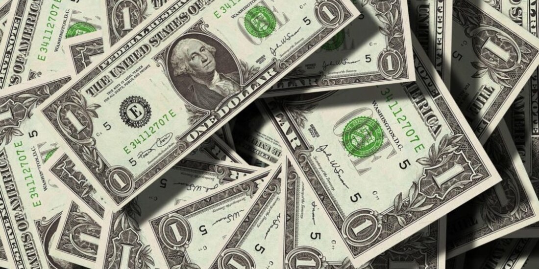 Indicó que los dólares pretendían ser ingresados de manera ilegal a territorio nacional 