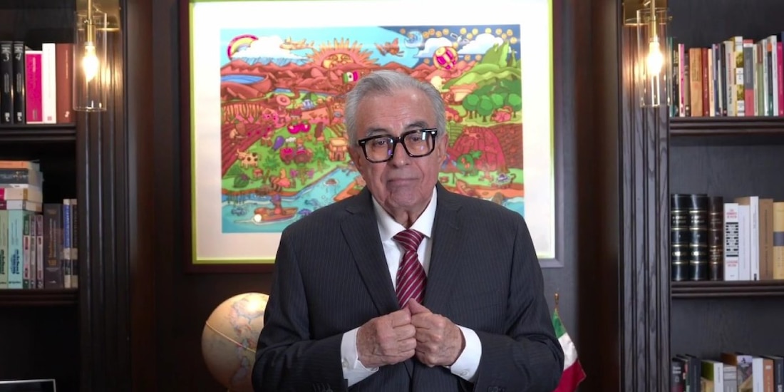 Rubén Rocha Moya reasume la gubernatura de Sinaloa tras solicitar licencia en mayo por señalamientos de EE. UU. Gobernará hasta 2027.
