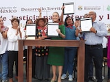 La mandataria, ayer, en San Salvador Atenco