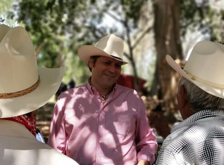 Christian Castro Bello acudió el viernes a Ciudad del Carmen el pasado viernes, y escuchó propuestas ciudadanas.