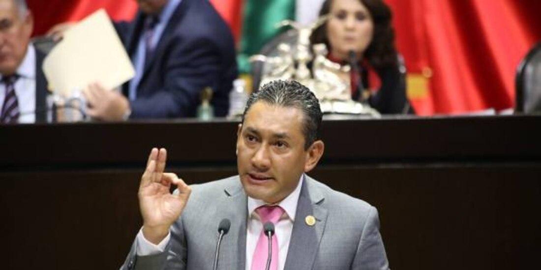 Diputado de Morena, César Agustín Hernández